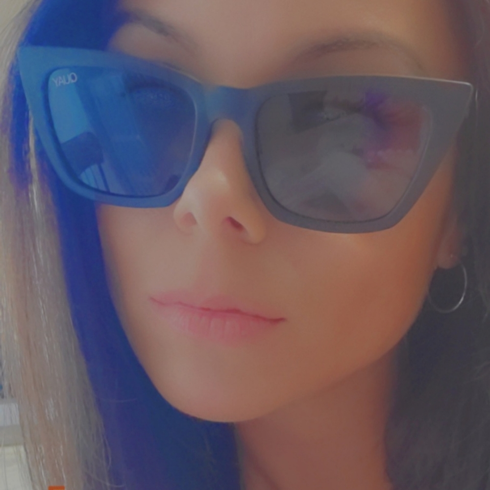 Meet your Posher, Staci